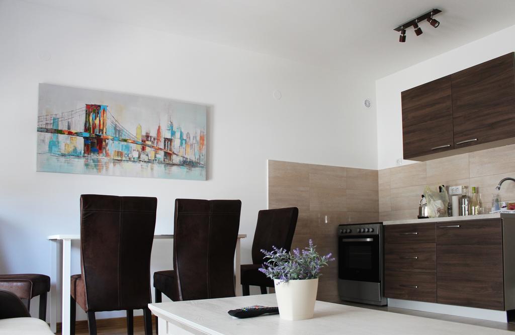 Apartment Leonis Belgrade Extérieur photo